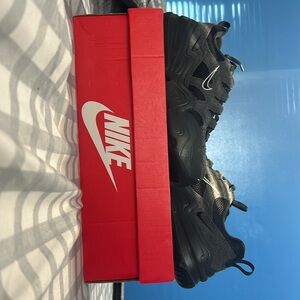 Women’s Mike tech Hera comfortable and really Nice for you daily morning walks